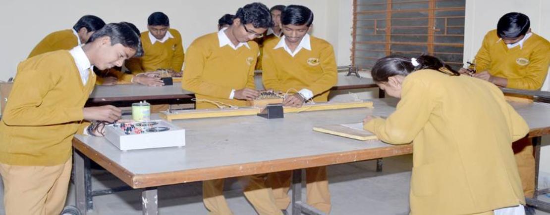 Lab MVM Allahabad.jpg